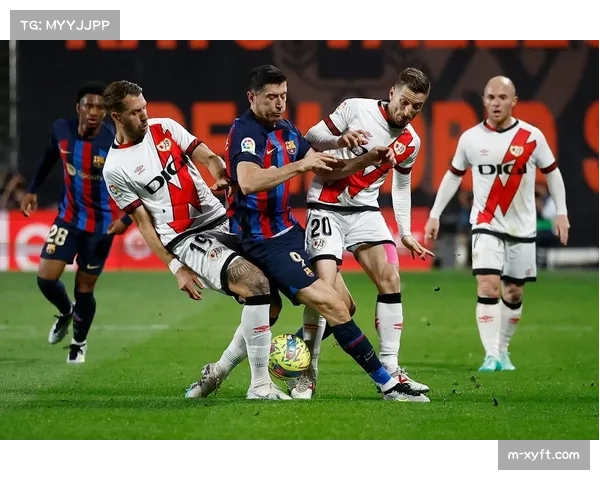 西甲最新积分:巴萨主场2-0战胜巴列卡诺,暂时登顶榜首。 西甲最新积分:巴萨主场2-0战胜巴列卡诺,暂时登顶榜首。